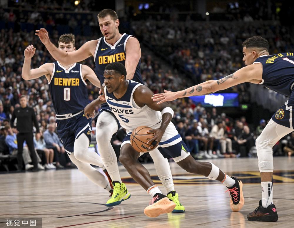 的传球与跑 的传球与跑