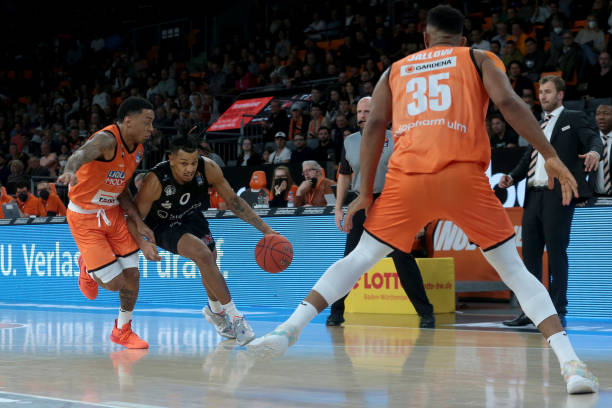 卫斯科蒂 卫斯科蒂